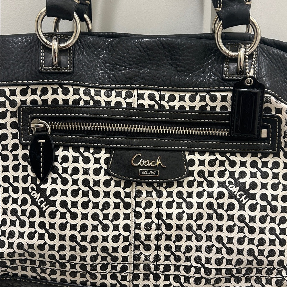 Coach Penelope Op Art Signature Bag - Picture 3 of 15